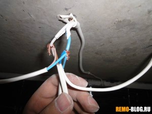 Соединяем провода с потолочным кабелем